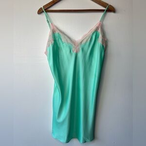 NWT Victoria’s Secret Satin Lace Slip, S